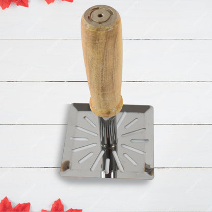 Wukusy stainless steel potato masher with wooden handle, square design, ideal for mashing potatoes and soft foods in the kitchen.