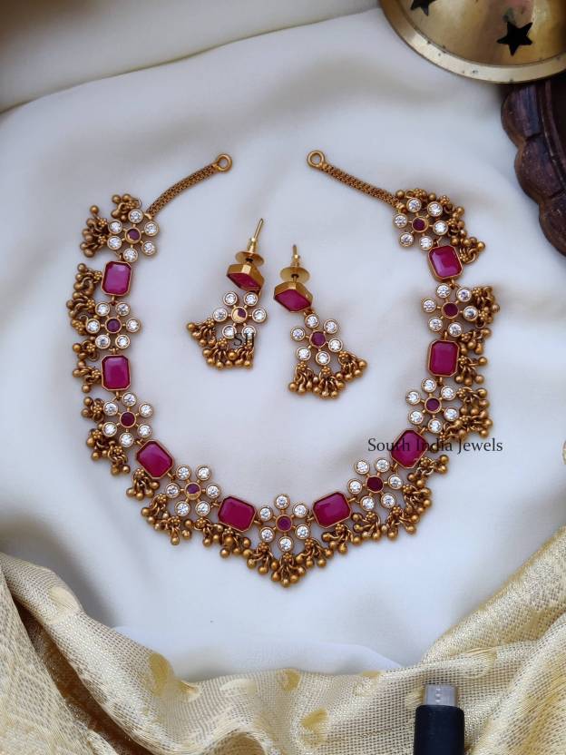 Traditional wedding wear choker necklace and jewelry set for women from Drpshippr's men's collection, featuring intricate design and craftsmanship.