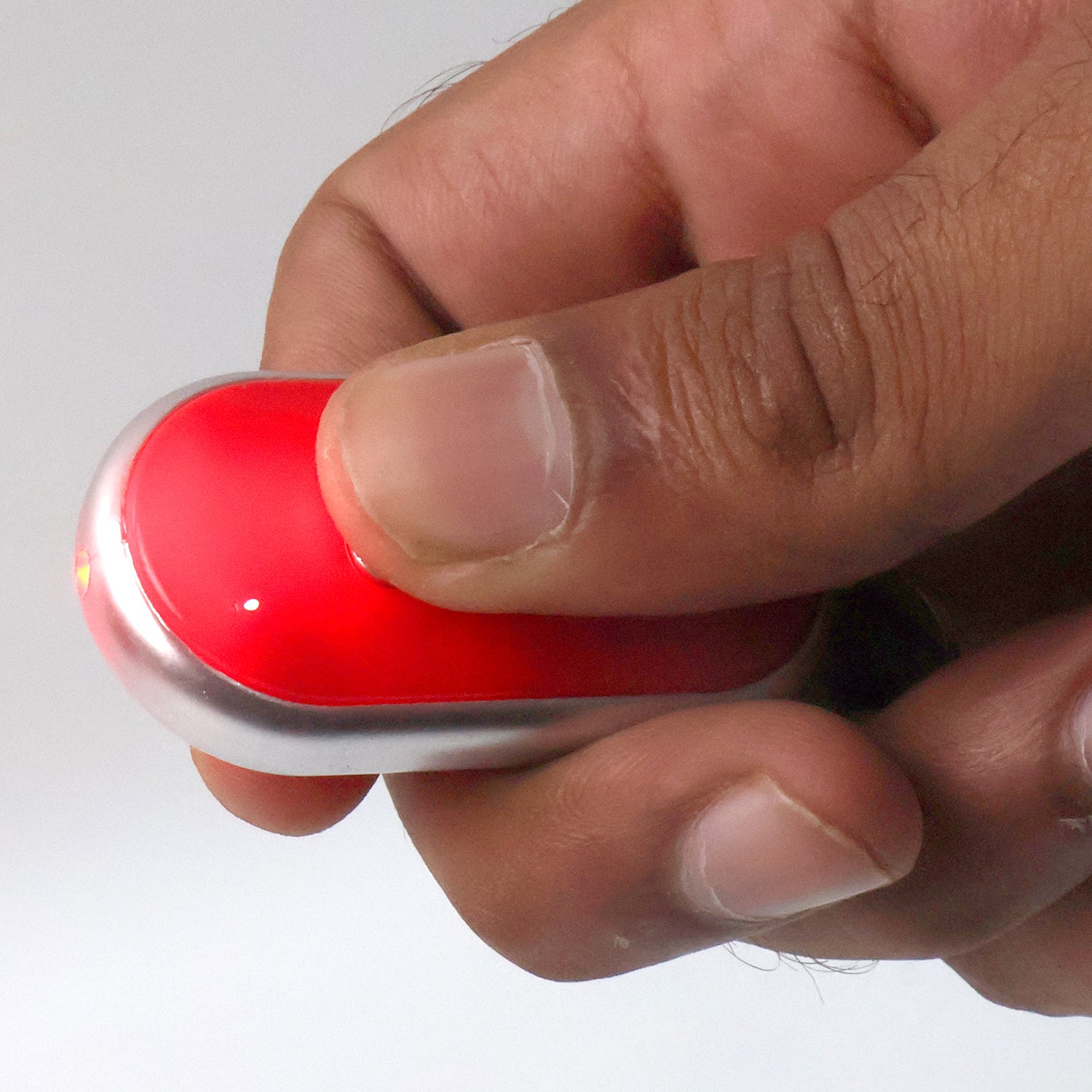 Wukusy key finder key chain with whistle and induction feature, designed to help locate lost keys easily.