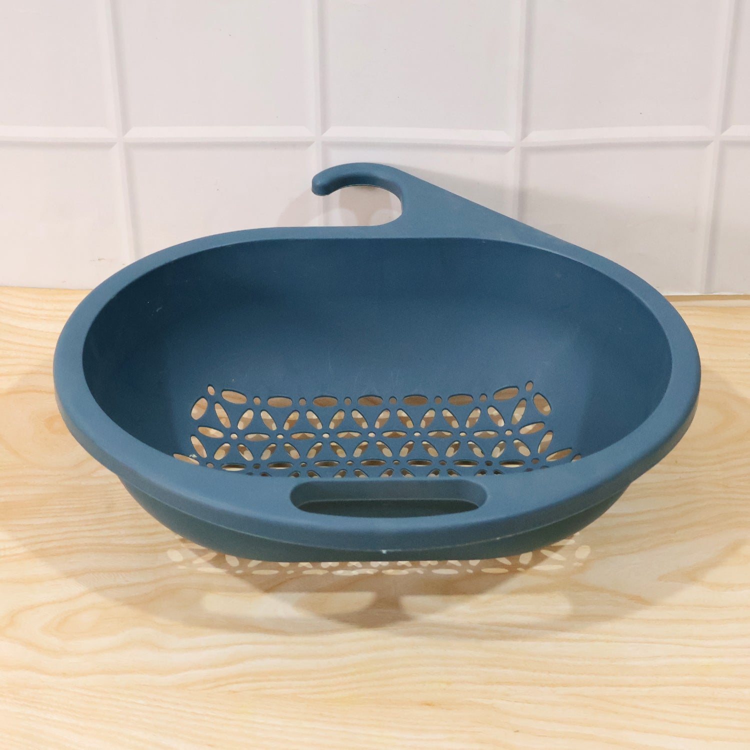 Kitchen Sink Drain Basket Strainer Colander For Fruits  Vegetable Washing (1 Pc)