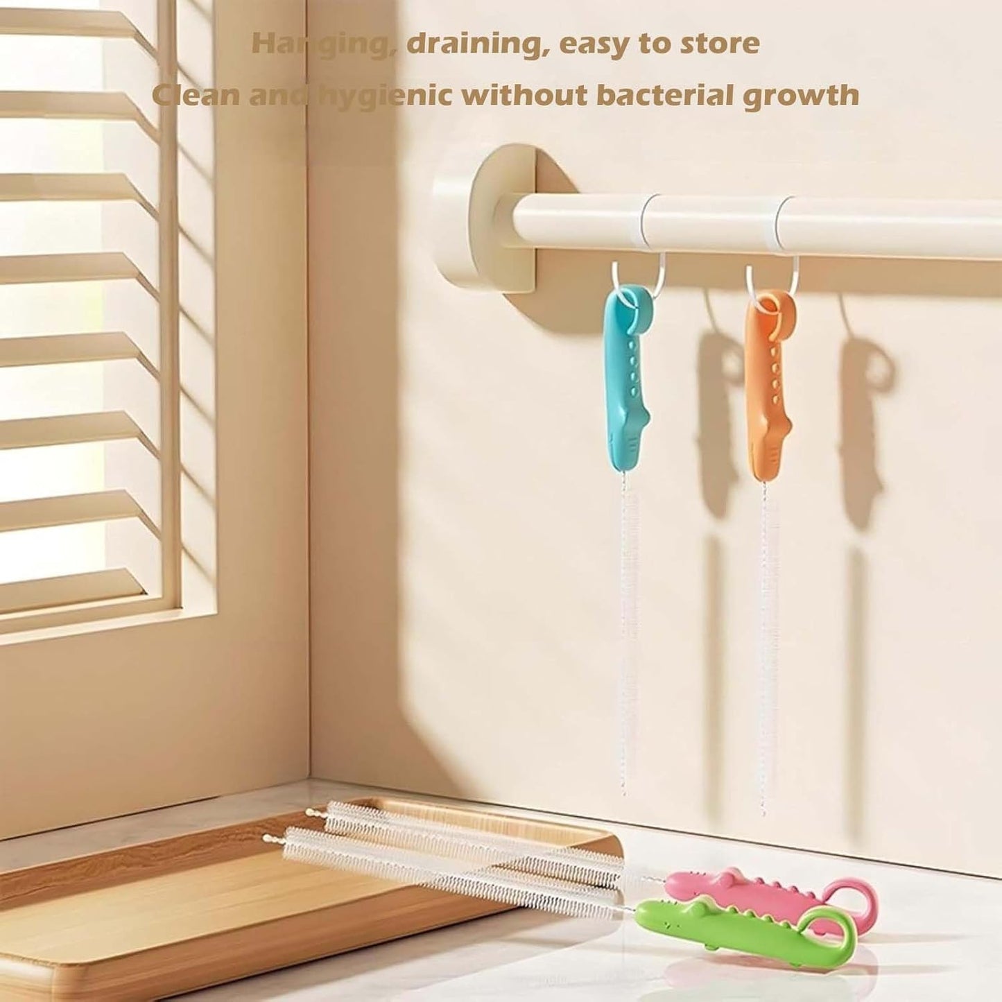 Wukusy bottle spout cleaning brush with ergonomic handle, 22 cm long, ideal for kitchen and home bottle cleaning.