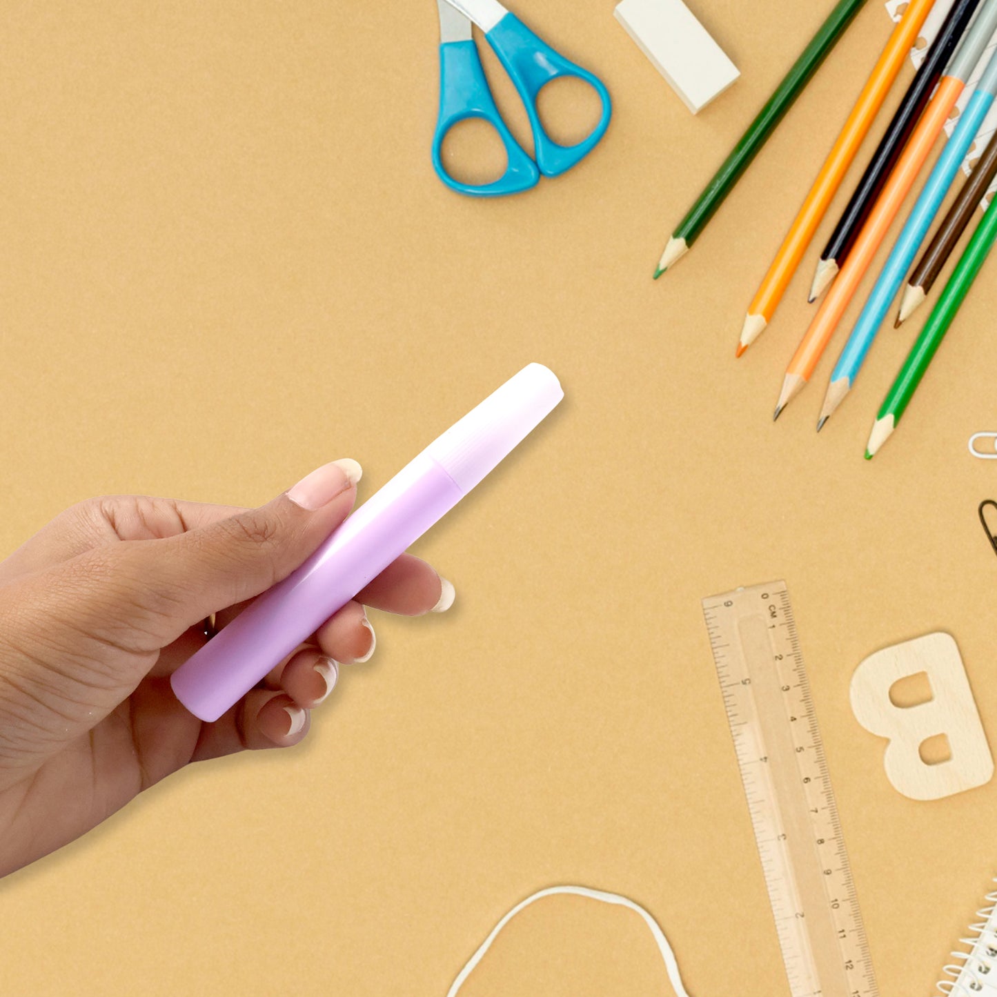 Wukusy DIY multi-color craft glue pen set with 8 colorful 10ml glue pens for office and craft projects.