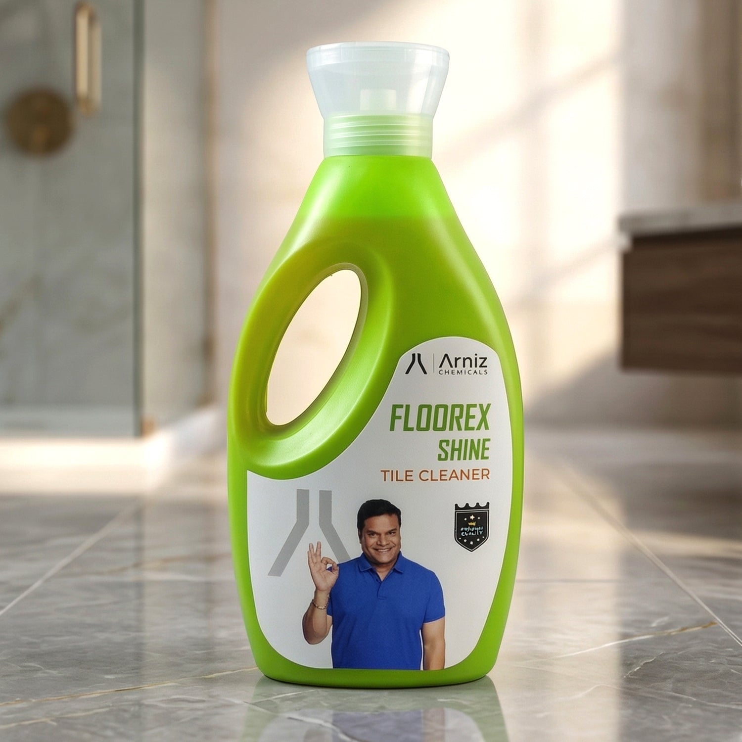 Wukusy tile cleaner liquid in a 1-liter bottle, designed for cleaning tiles, marble, and floor surfaces.