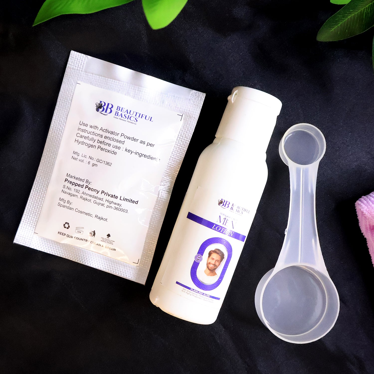 Wukusy Beautiful Basics men's bleach cream kit, health and beauty set with applicator and cream for hair lightening.