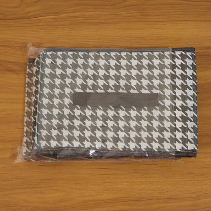 Foldable fabric storage basket by Wukusy, 40x28cm, shown open with soft fabric sides for organizing household items.