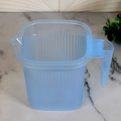 Transparent plastic square bath water mug in mix colors, 1000 ml capacity, ideal for home and kitchen use by Wukusy.