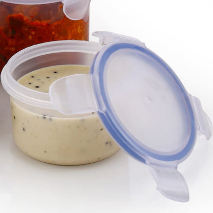 Set of five Wukusy plastic liquid food storage containers with airtight leak-proof lids, transparent with various capacities.
