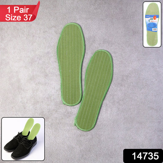 Pair of Wukusy premium comfort shoe insoles for size 37 with supportive design, shown in mixed pattern for daily foot comfort.