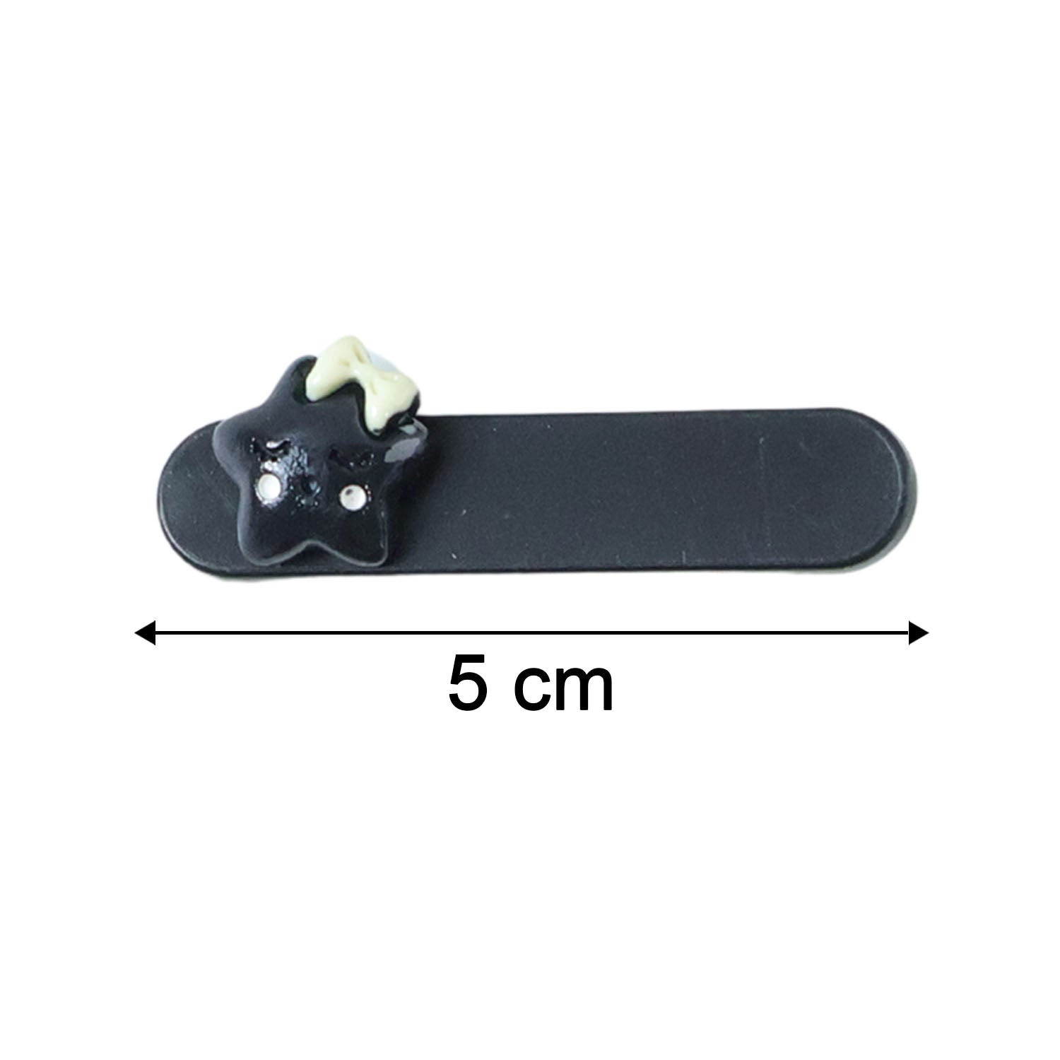 Set of four Wukusy cute cat design hair clips with matte finish, perfect for styling and accessorizing hair.