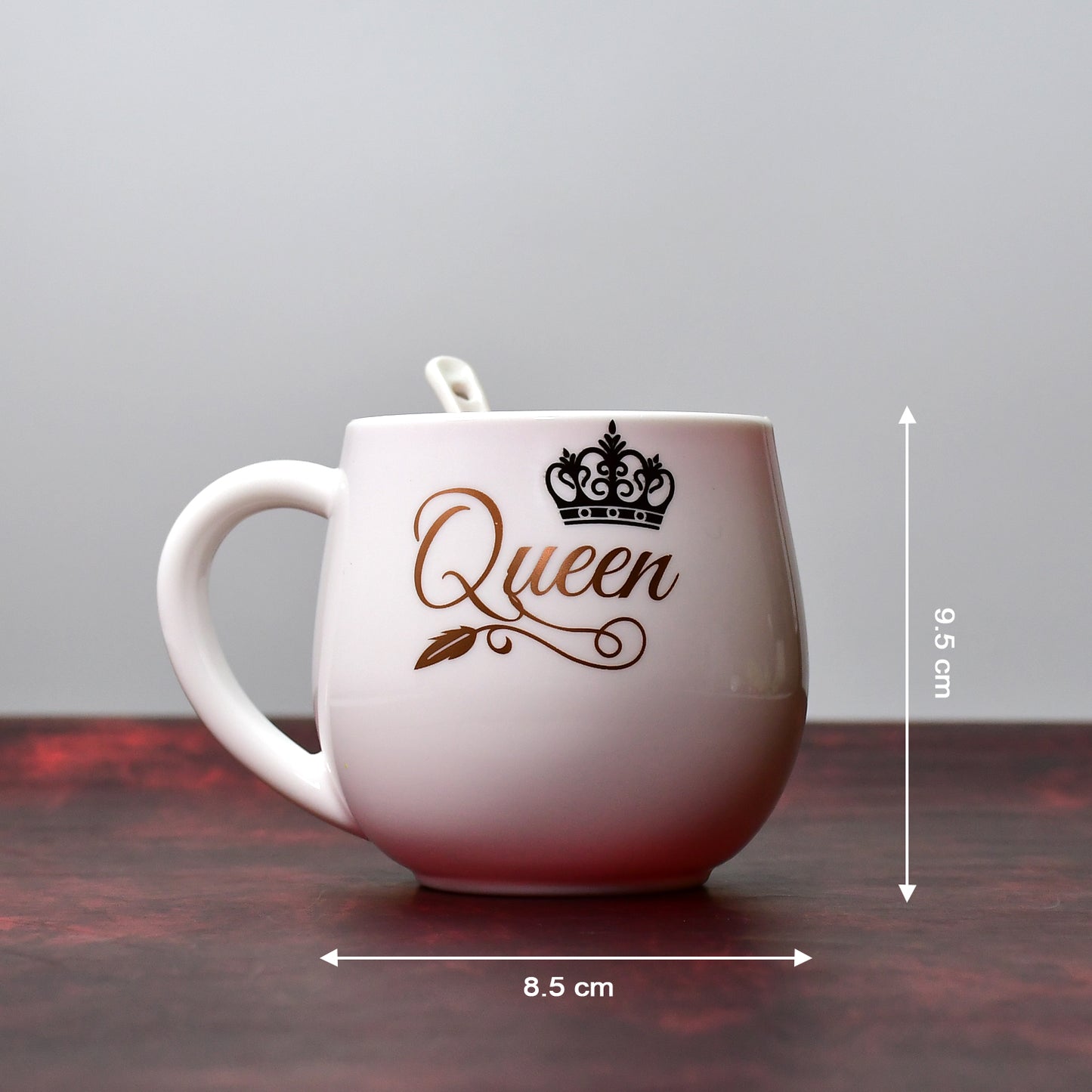 Wukusy 4975 multi-design ceramic coffee mug with spoon, boxed for gifting, microwave safe, ideal for tea or coffee.