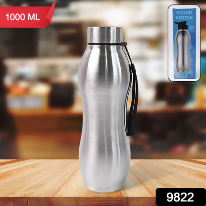 Wukusy stainless steel double wall vacuum-insulated 1000ml water bottle with a sleek design and secure screw cap.