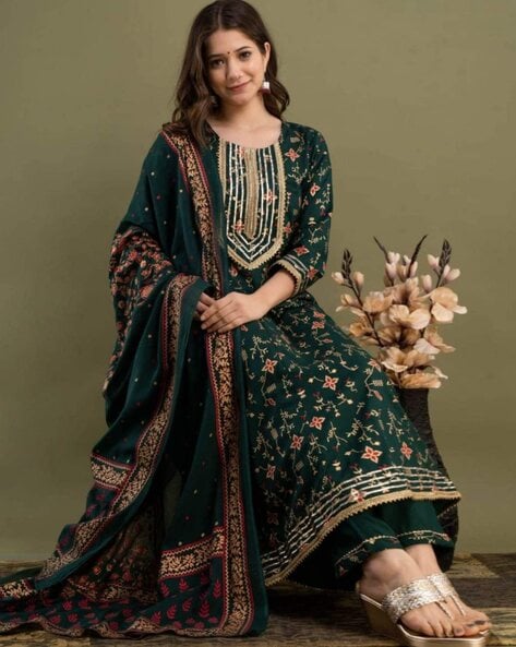 Women floral print Anarkali Kurta set from Drpshippr's collection, featuring intricate floral patterns and elegant fabric.
