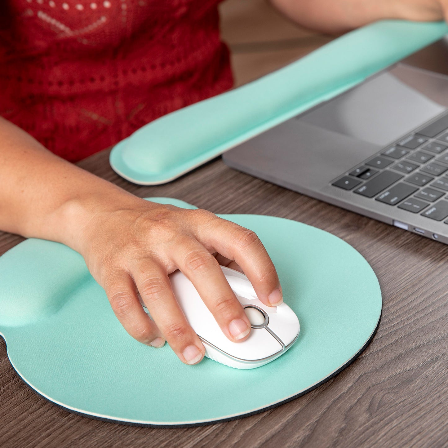 Wukusy 6161a wrist S mouse pad accessory with cushioned support for comfortable computer mouse use.