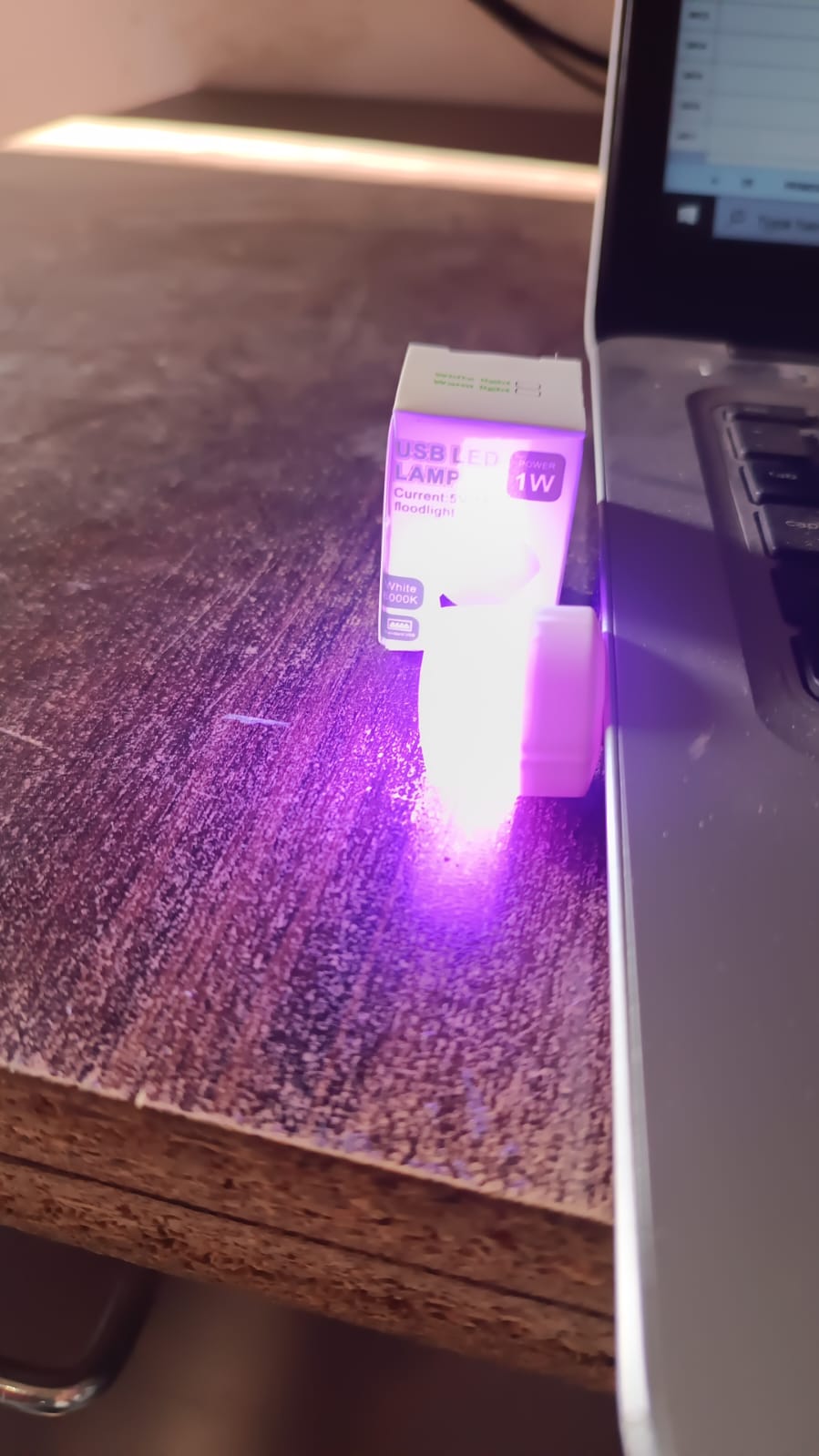 Set of five Wukusy USB LED lamps, mini portable night lights in mixed colors for PC and laptop accessories.