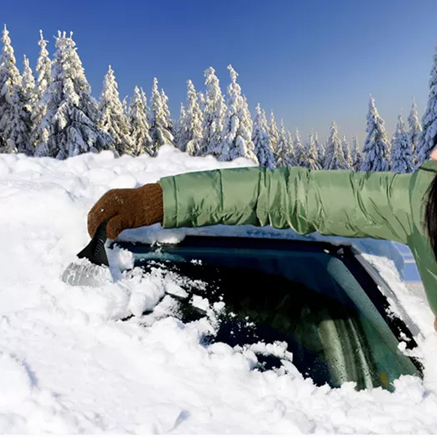 Wukusy automotive ice scraper with windshield and window cleaning tool for cars, shown with sturdy handle and scraping blade.