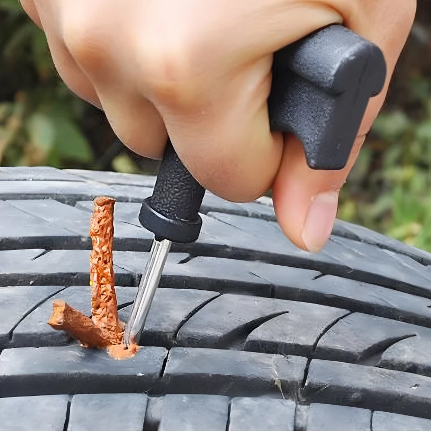 Set of 10 Wukusy automotive tire repair strings and rubber strips for car and bike puncture repair.