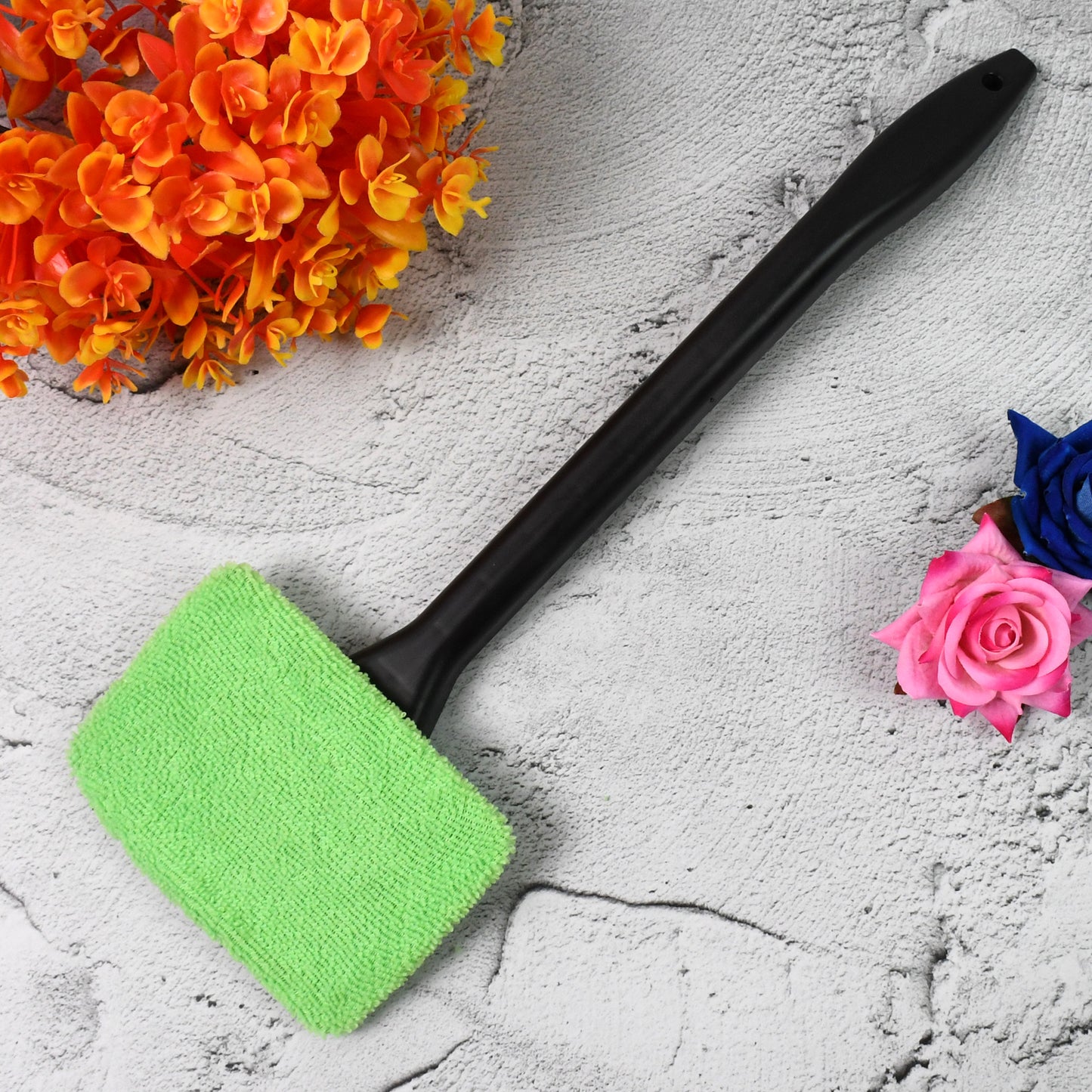 Wukusy automotive windshield glass cleaner wiper with 38cm handle and extra microfiber cloth for car window cleaning