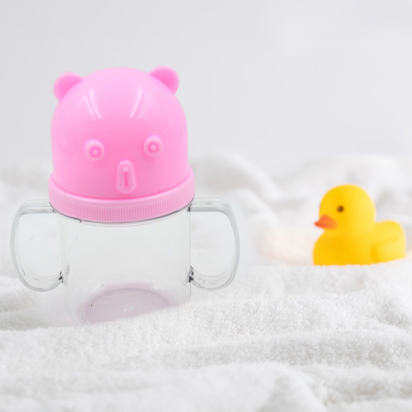 Wukusy baby milk sippy cup with leakproof design, lightweight and dishwasher safe, 250ml for kids' nursing and feeding.