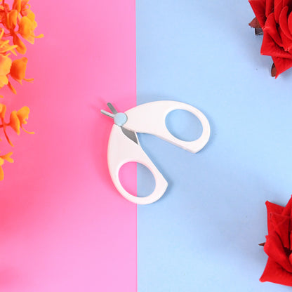 Wukusy baby safety nail cutter scissors for gentle nail clipping, designed for safe use on infants and young children.
