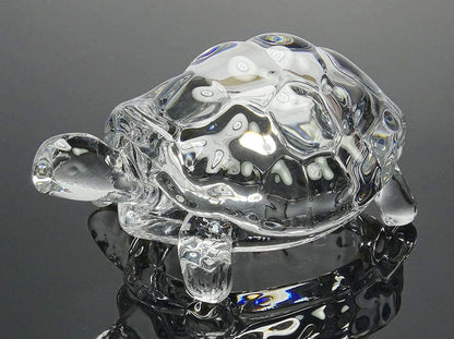 Crystal glass turtle-tortoise figurine by Wukusy for Feng Shui and Vastu, featuring a detailed turtle design on clear glass.
