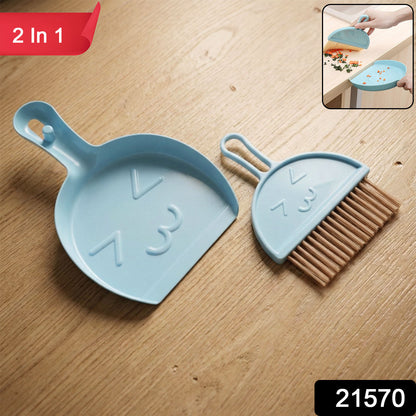 Wukusy 2-in-1 mini cleaning dustpan and hand brush set with compact design for quick small-area cleaning.