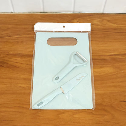 Wukusy 3-in-1 kitchen knife and chopping board set with a sleek knife and durable chopping board for versatile food prep.