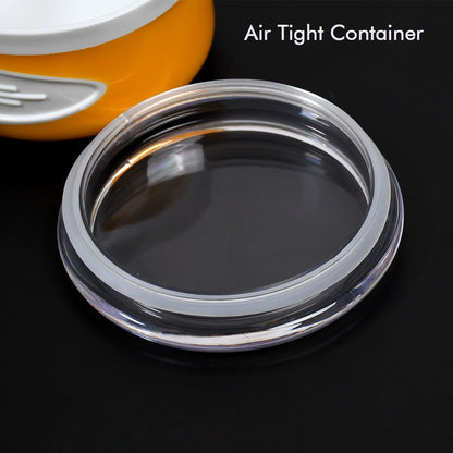 Wukusy 5273 airtight plastic storage container set with two 550ml containers for food storage and organization.