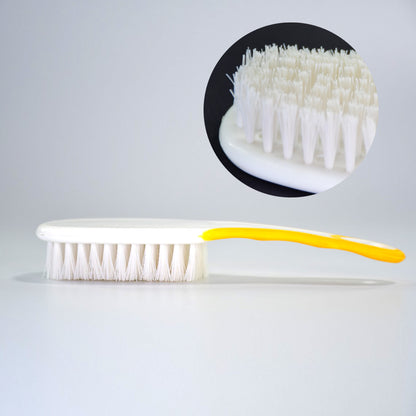Wukusy handle grip nail brush for fingernail and toenail cleaning, pedicure scrub brush for men and women.