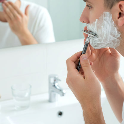 Wukusy Classic double edge shaving razor for men in mixed colors, featuring a sleek design for a smooth shave.