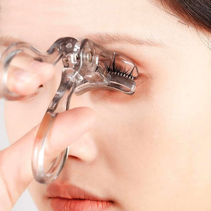 Wukusy classic plastic eyelash curler with black handles and metal clamp for curling eyelashes effectively.