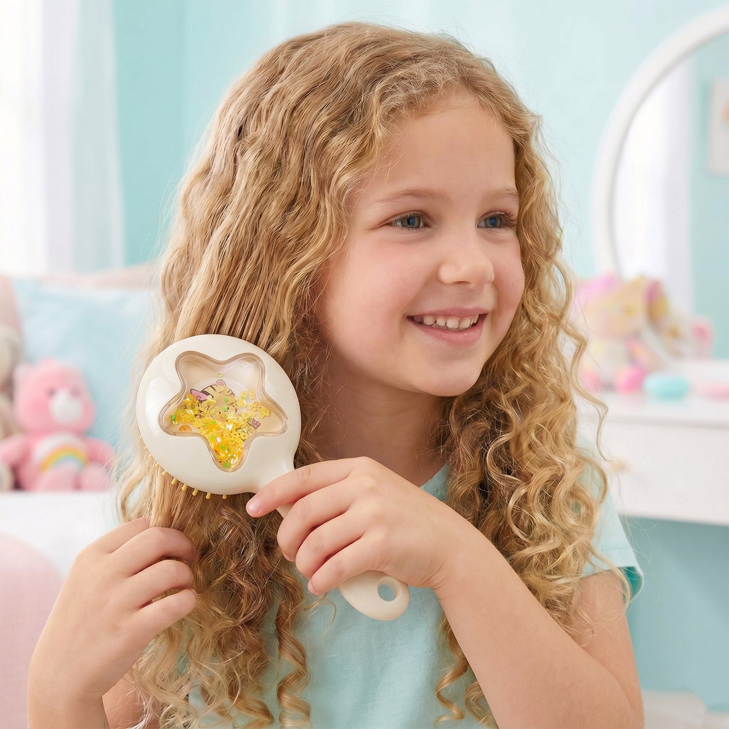 Wukusy cute star design kids hair brush with soft bristles for gentle detangling, suitable for children’s hair.