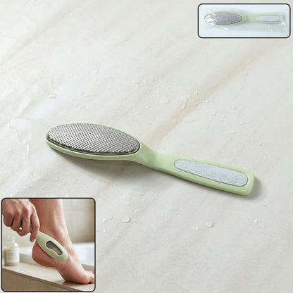 Wukusy dual-sided foot care pedicure file with textured surfaces for exfoliating and smoothing feet.
