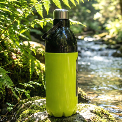 Wukusy extra large leakproof water bottle, 1700ml capacity, clear plastic with screw cap, designed for durable hydration.