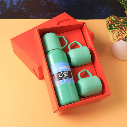 Wukusy green stainless steel vacuum flask set with 3 cups, 500ml thermos for hot and cold beverages.