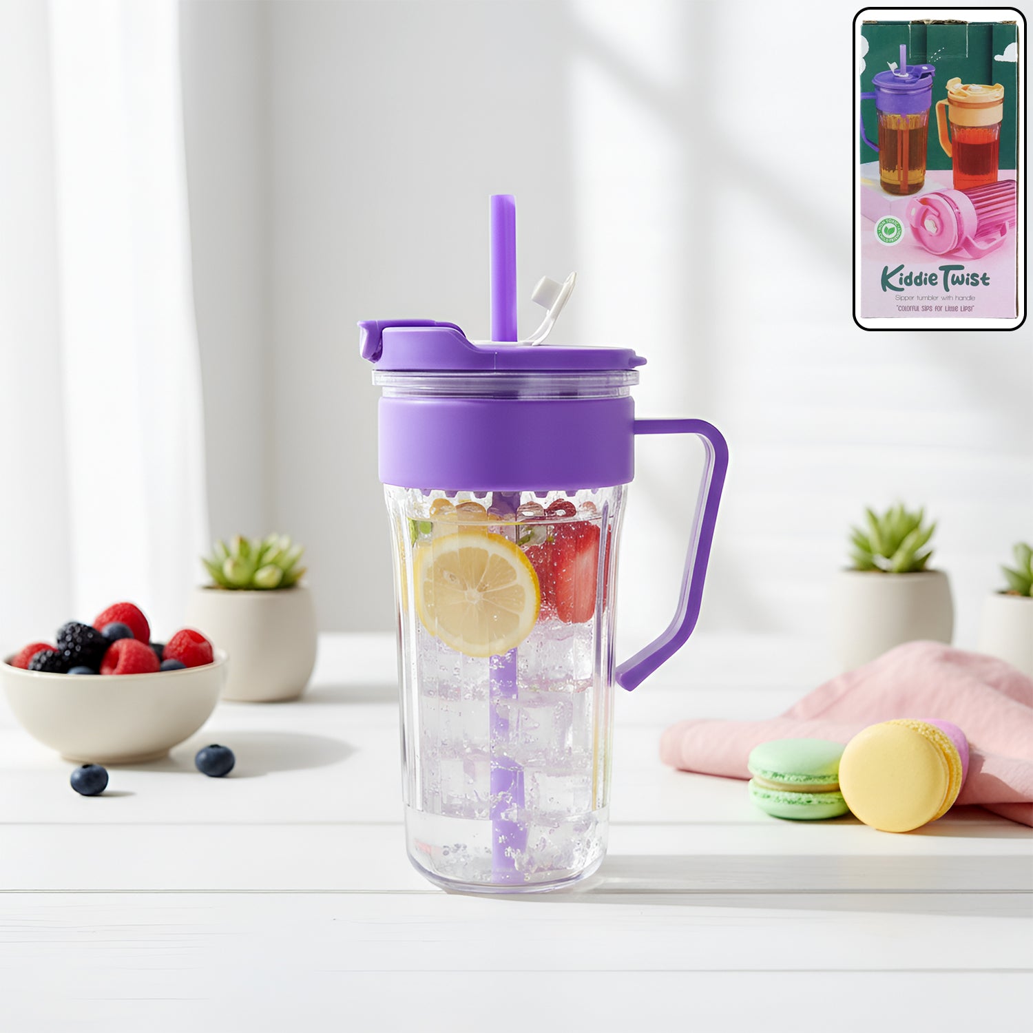 Wukusy Kiddie Style plastic tumbler with straw and handle, 500 ml, colorful kids’ drink container with a secure lid and easy grip handle.