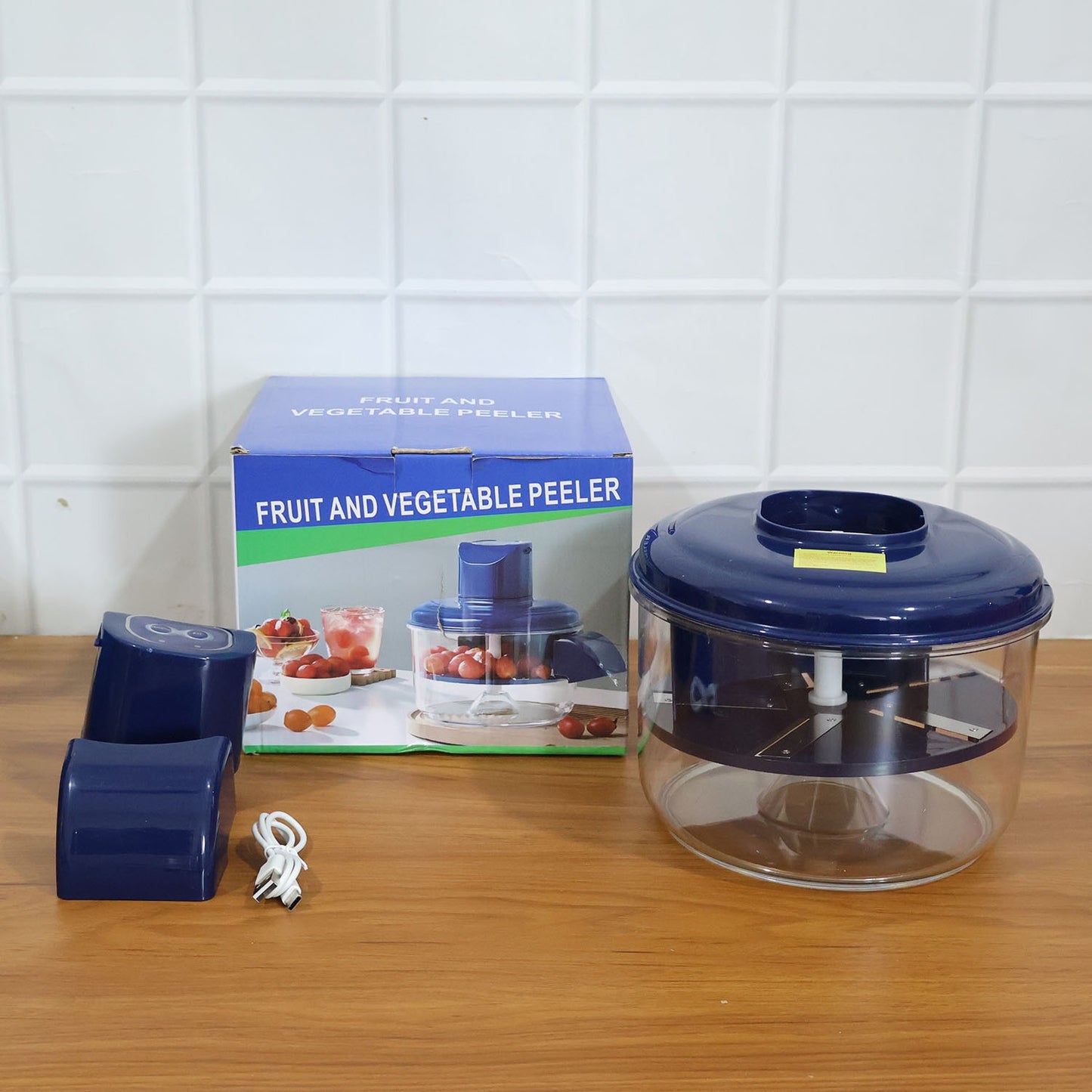 Wukusy multi-purpose fruit and vegetable peeler set with ergonomic handles for peeling apples, carrots, and potatoes.