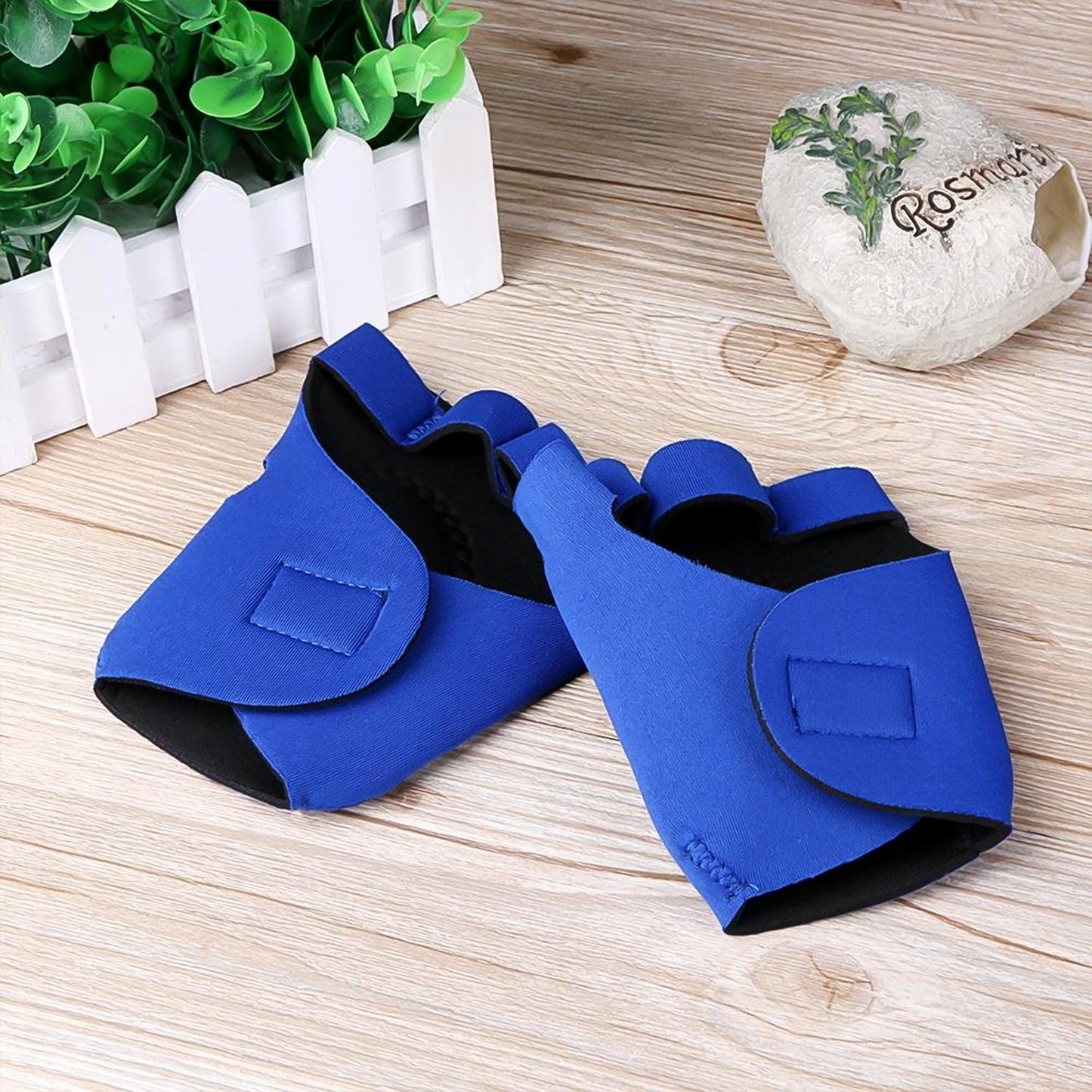 Wukusy palm support gloves, half-finger gym exercise training gloves, outdoor outdoor, pair with colorful box