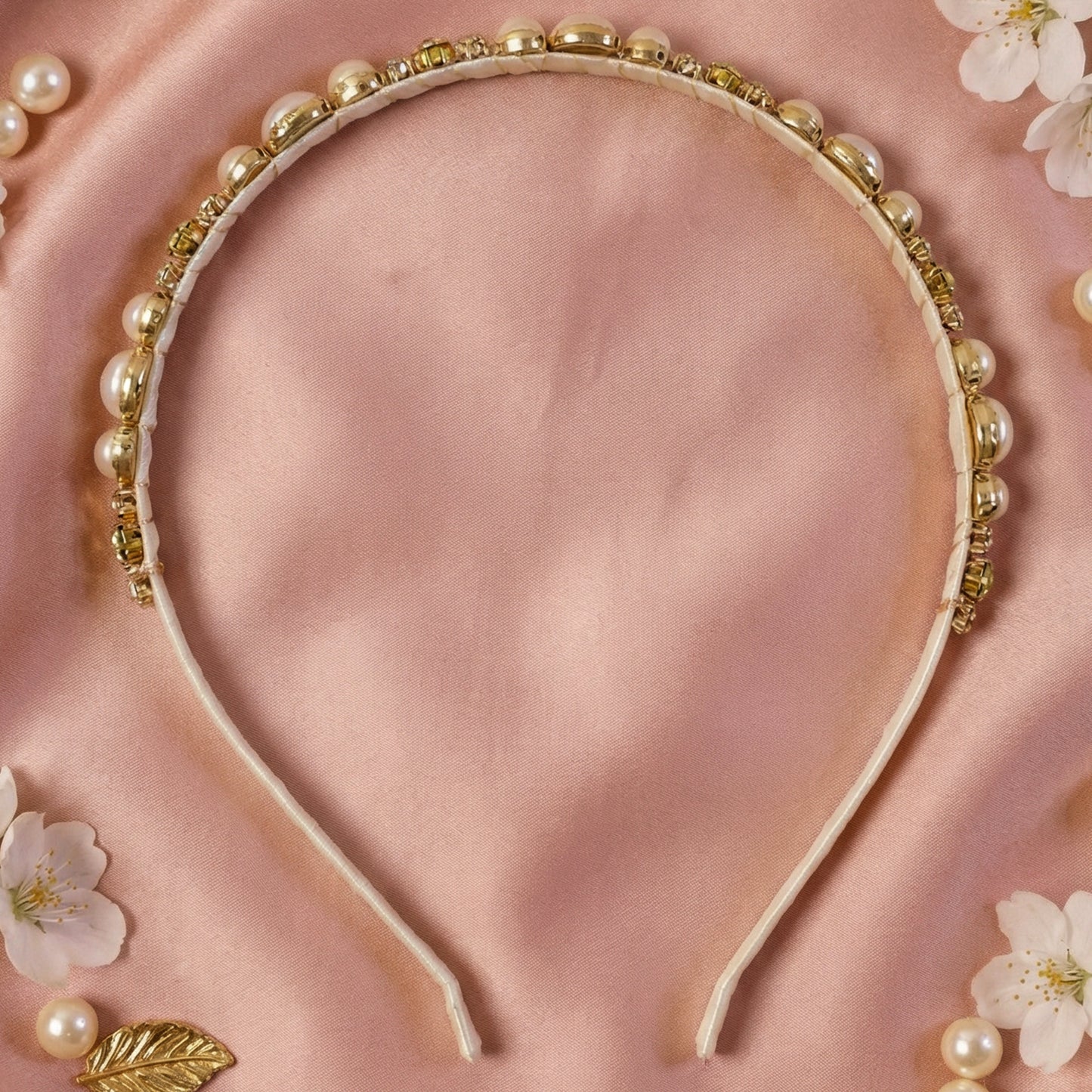 Wukusy premium pearl and crystal embellished hair band, stylish accessory with pearls and crystals, one-piece.