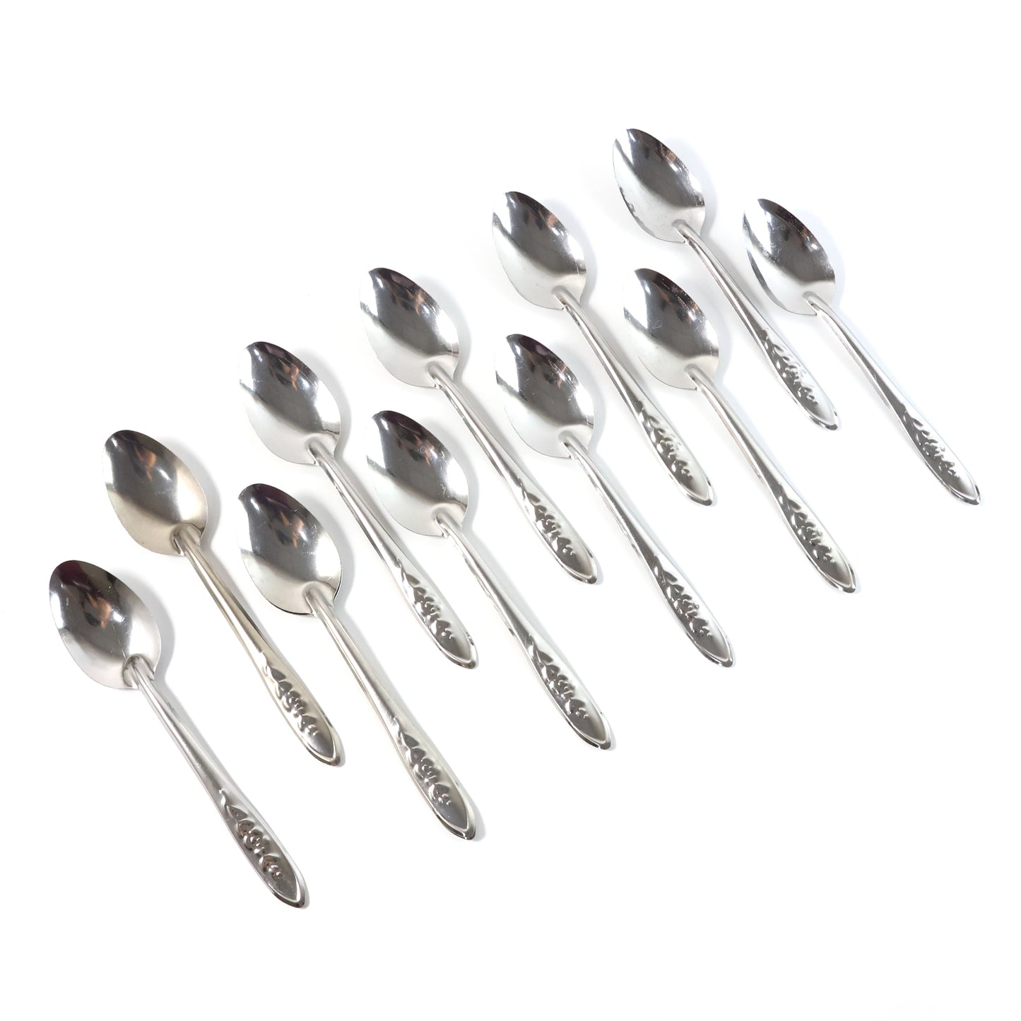 Set of 12 Wukusy premium stainless steel table spoons, polished and sleek for dining and serving.