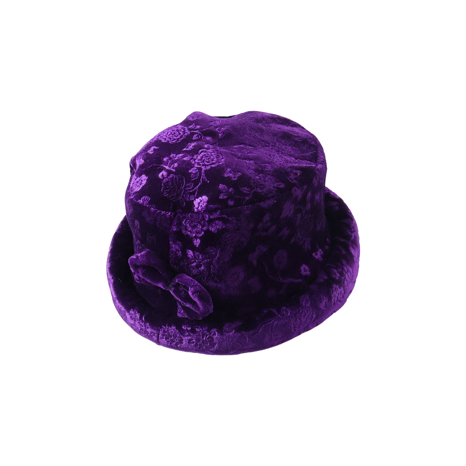Wukusy premium velvet designer bucket hat for women, showcasing soft velvet fabric and stylish wide brim design.