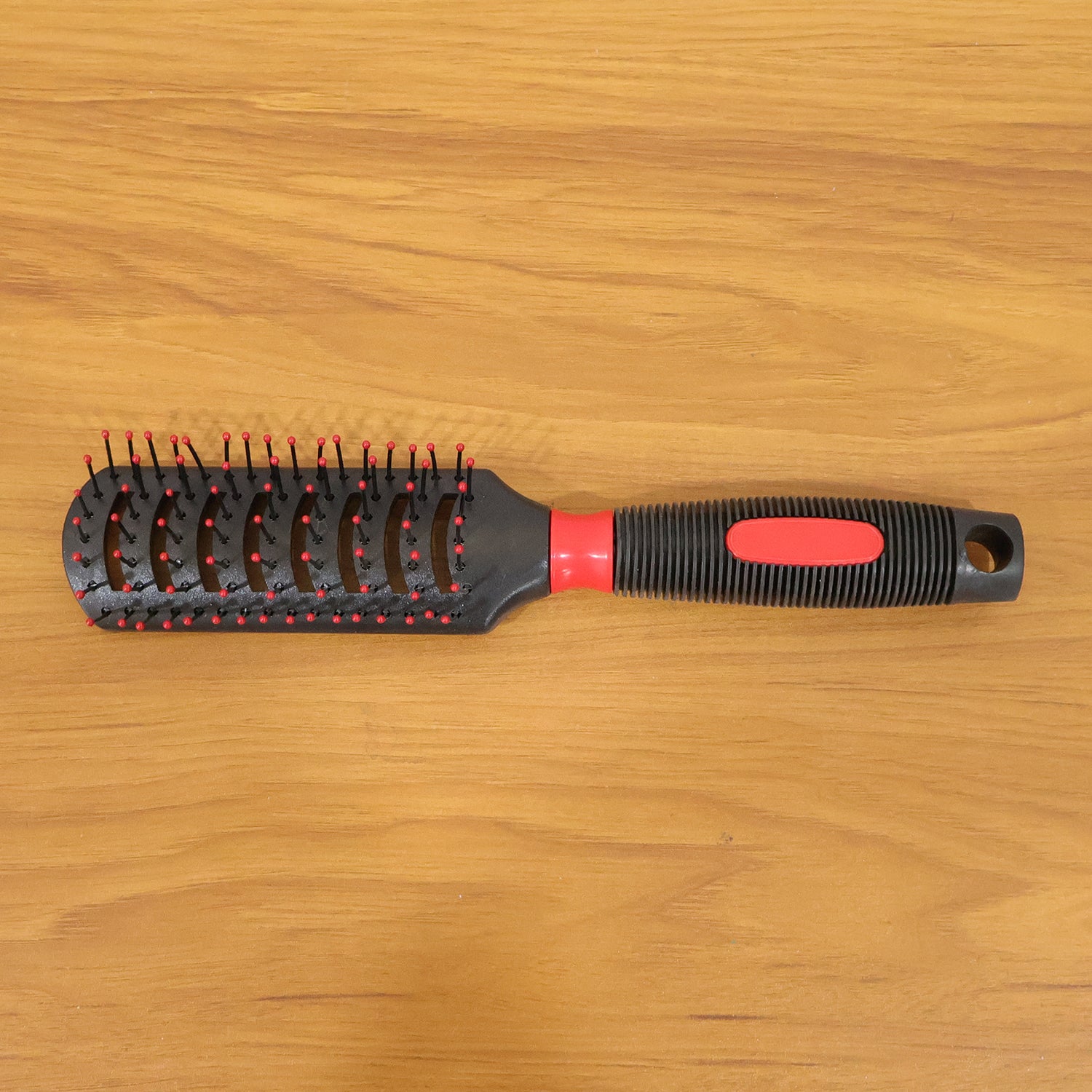 Wukusy professional hair styling detangling soft hair comb, 1 piece, with smooth teeth for gentle hair detangling and styling.