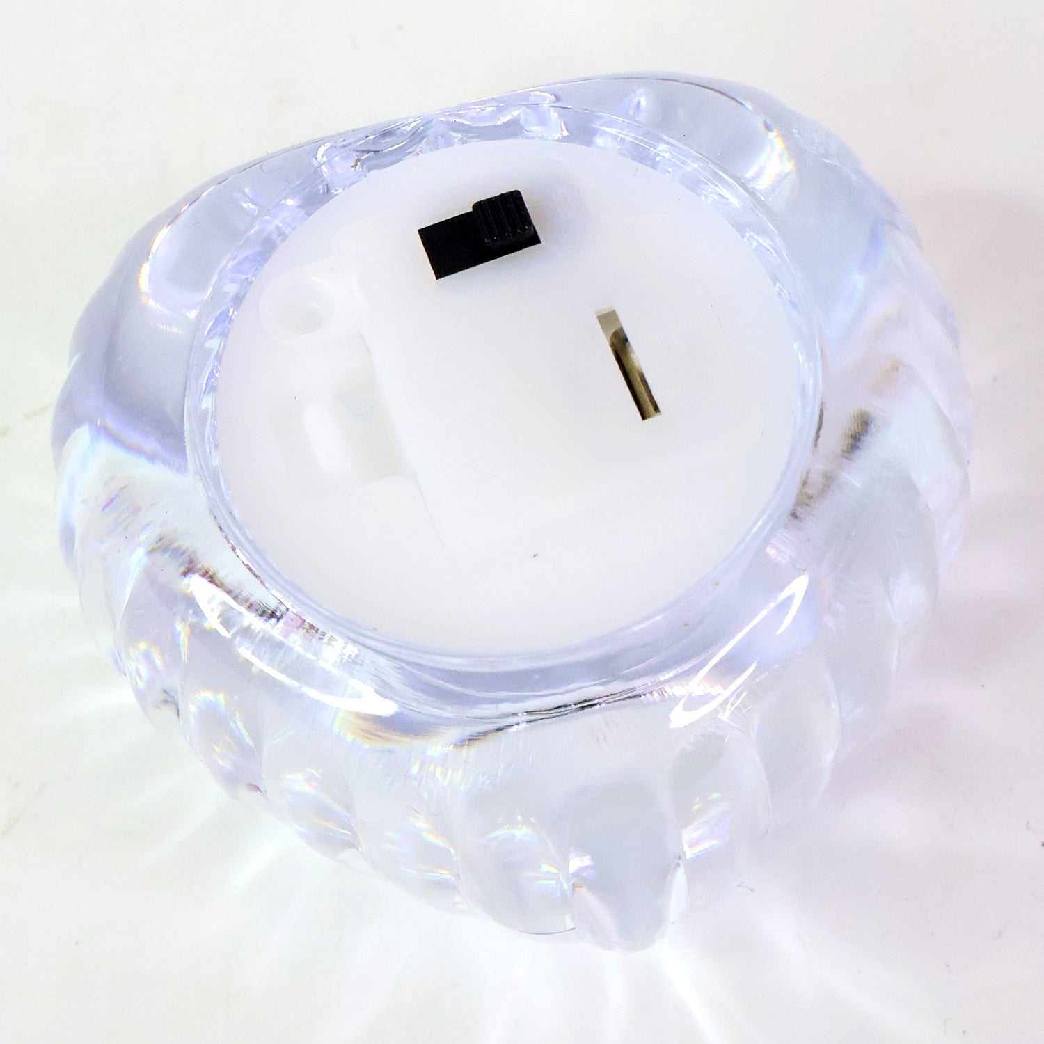Set of 3 Wukusy heart-shaped LED flameless decorative candles with warm glow and realistic flickering effect.