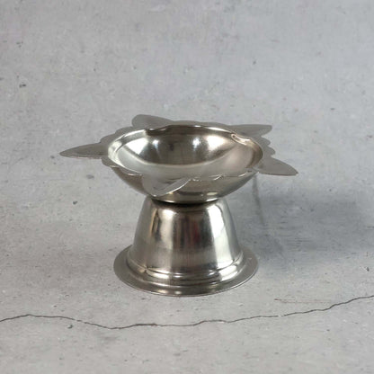 Big stainless steel sunflower design diya stand by Wukusy, decorative and durable for festive lighting displays.