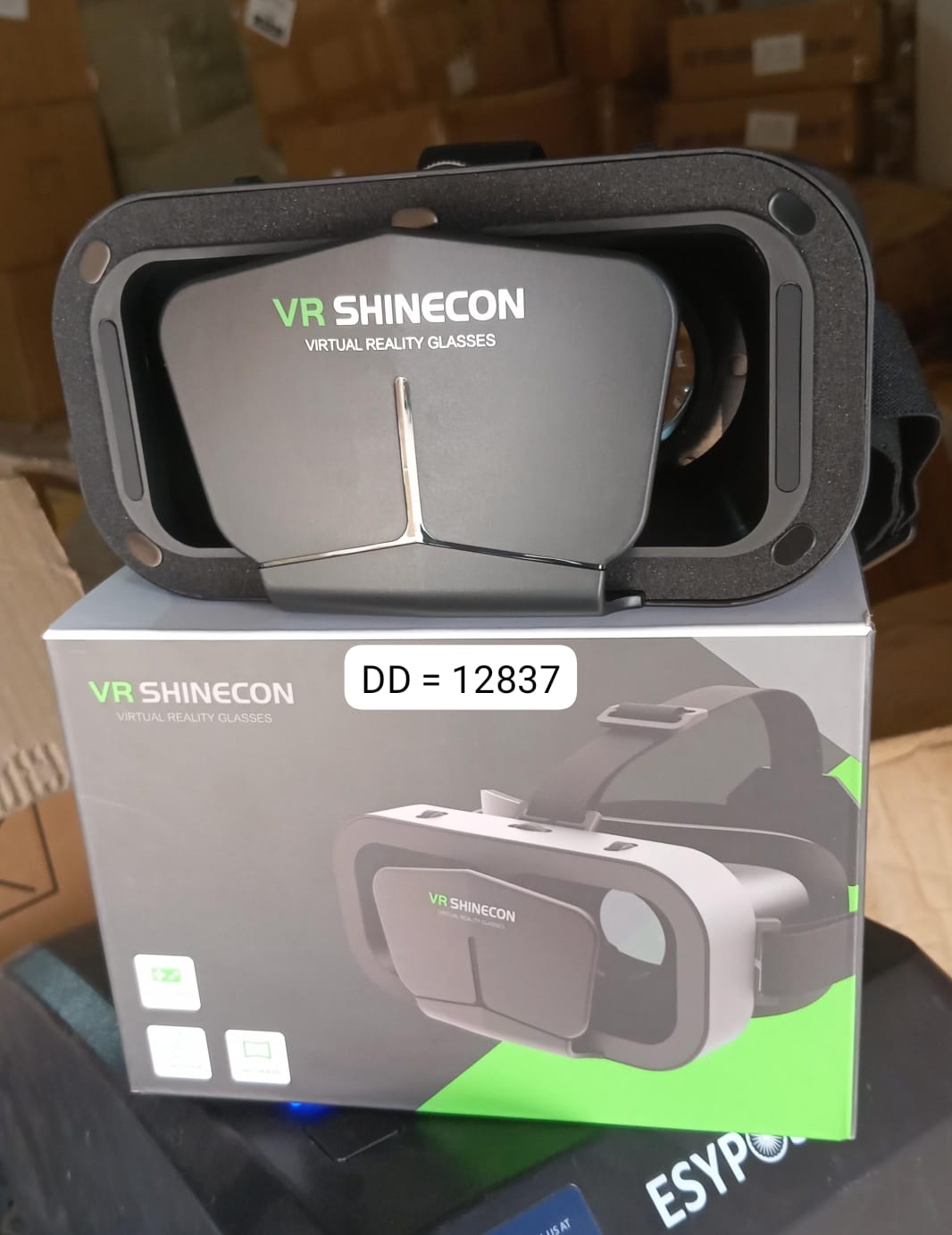 Wukusy 3D VR headset compatible with iPhone and Android, virtual reality goggles for 3D movies, videos, and gaming.