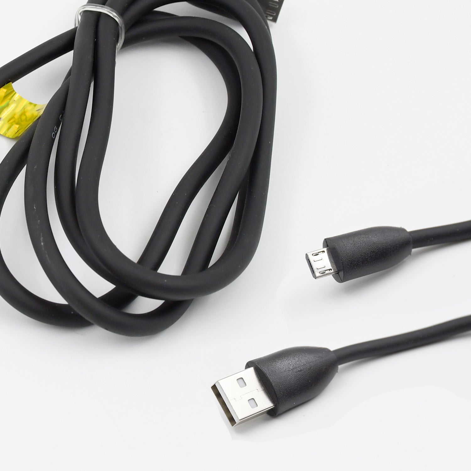 Wukusy 2A fast charging Android micro USB cable, durable and long, designed for quick power transfer and reliable use.