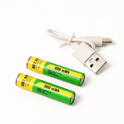 Wukusy AAA rechargeable batteries with 800 mWh capacity and recharging cable, set of 2, suitable for electronic devices.