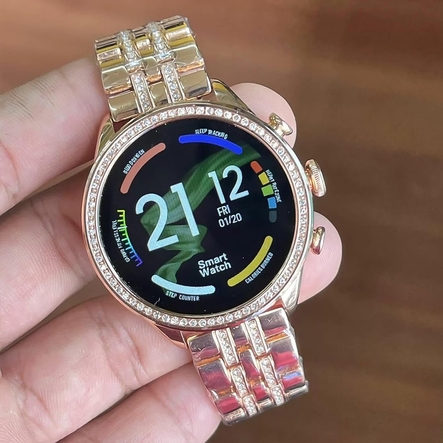 Wukusy Gen 9 Diamond Strap smartwatch with HD display, featuring two stylish replacement straps for electronic accessories.