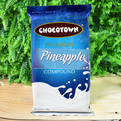 Wukusy Chocotown Premium Pineapple Compound in 500g jar, creamy pineapple-flavored food product for baking and desserts.