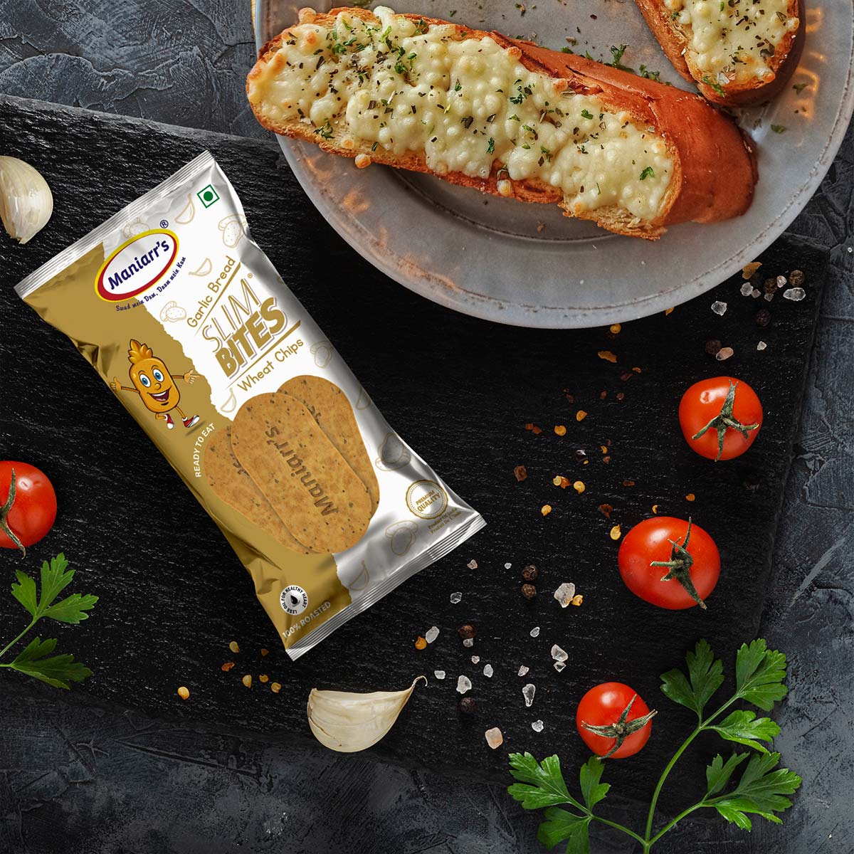 Wukusy garlic bread featuring golden toasted bread topped with garlic butter and herbs, ready to serve as a flavorful side.