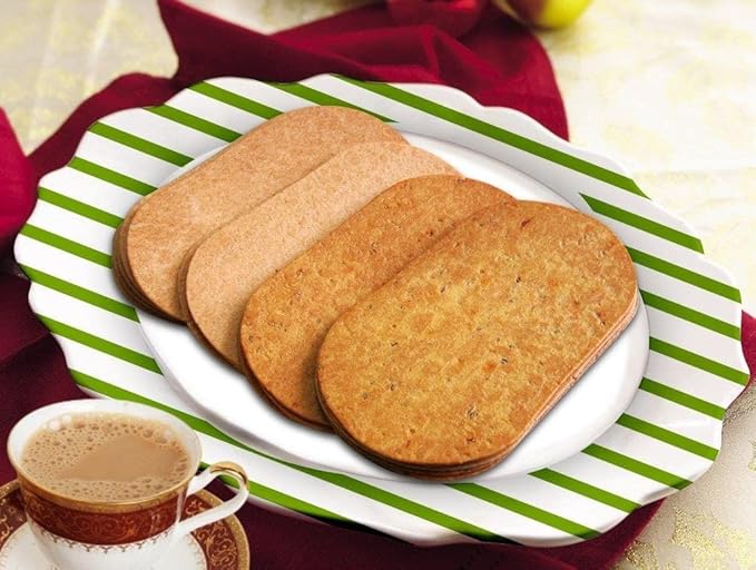 Wukusy Maniarrs Slim Bite Jain Khakhra pack with 4 flavors, 780g of crispy, low-carb wheat snack, healthy and flavorful.